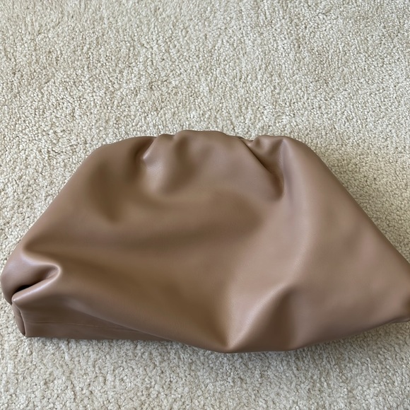 Taupes Brown Clutch - Picture 2 of 5